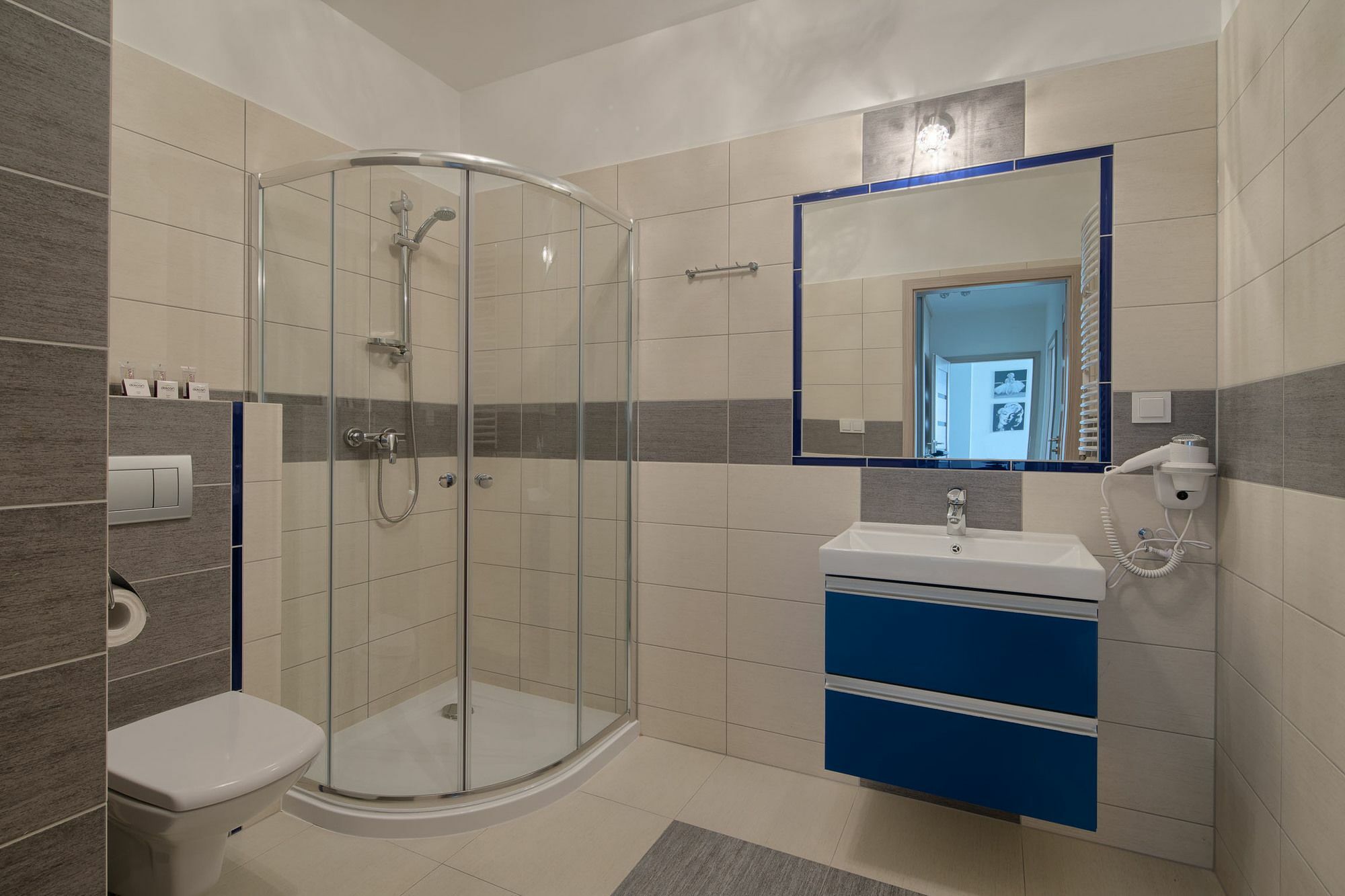 City Aparthotel Ochota Варшава Экстерьер фото