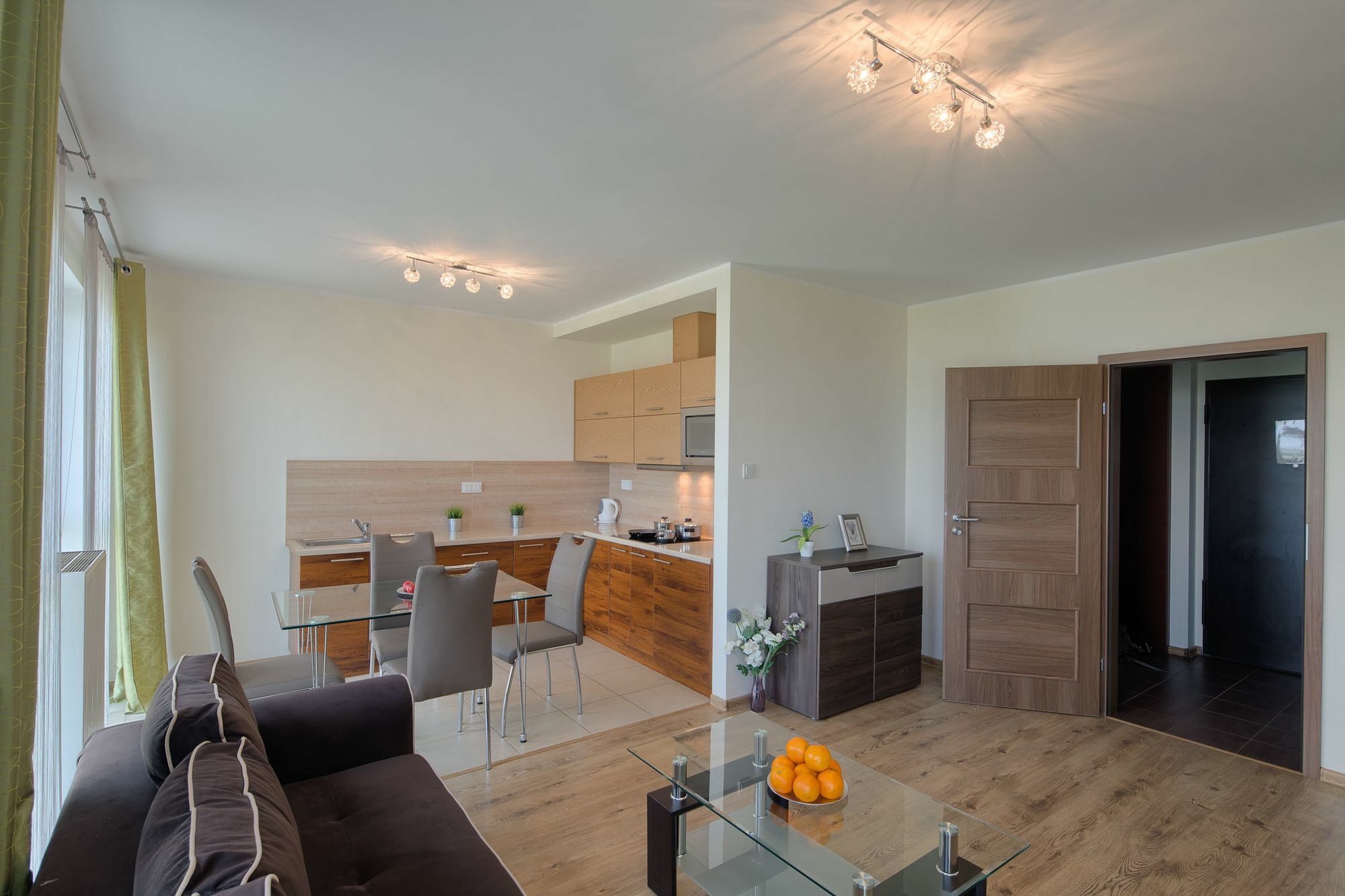City Aparthotel Ochota Варшава Экстерьер фото